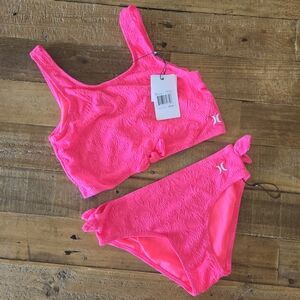 Hurley Bright Pink Textured Two Piece Girls Size Large 12/13 Years Old.